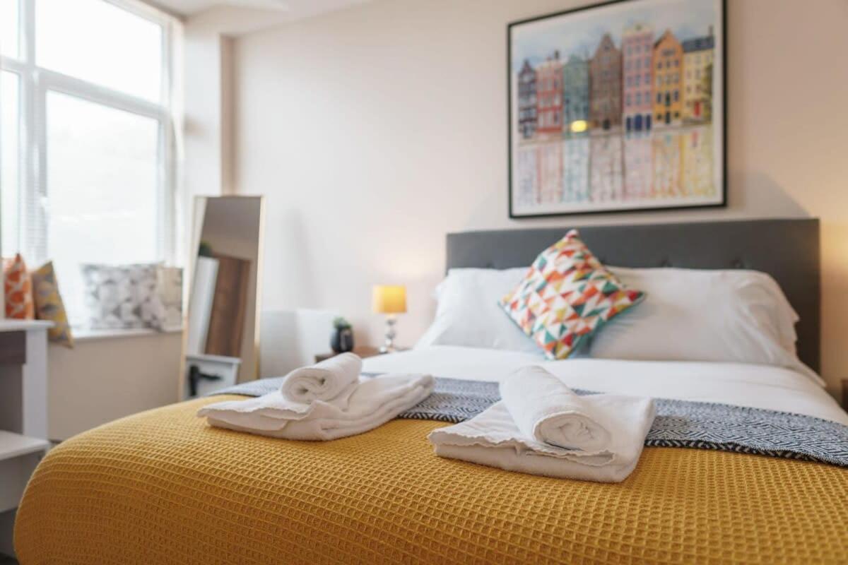 2 Bedroom Modern Apartment In Manchester Ngoại thất bức ảnh