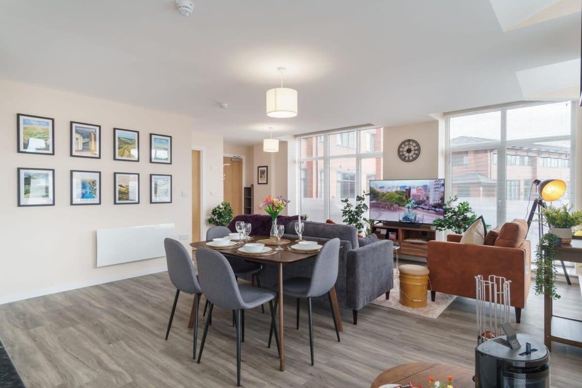 2 Bedroom Modern Apartment In Manchester Ngoại thất bức ảnh